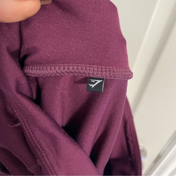 Gym Shark Set - Legging & Sports Bra - Picture 8 of 8